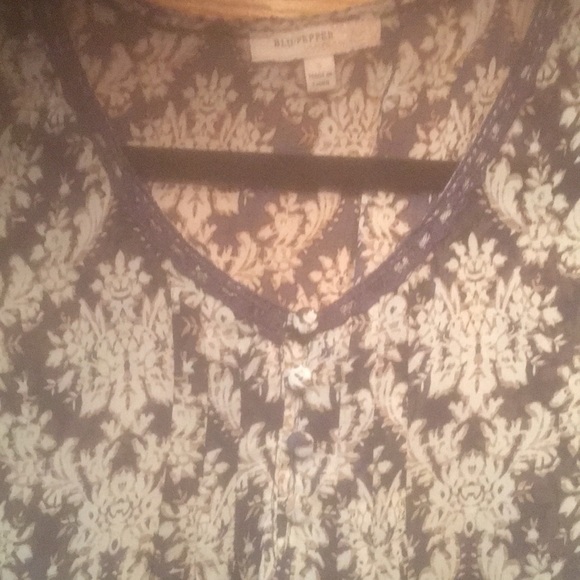 Ladies tunic - Picture 4 of 7